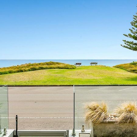 Beachfront Location Apartment Маунт Маунгануи Екстериор снимка